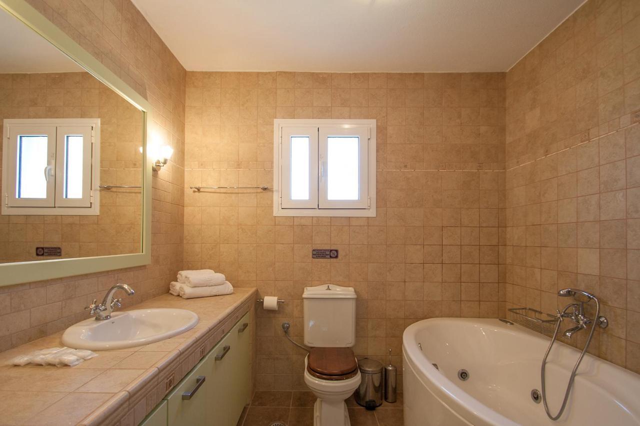 Villa Iliotropio Achladies (Skiathos) Exterior foto